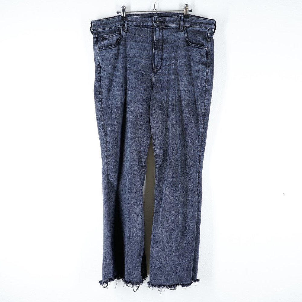 AMERICAN EAGLE Womens Size 20 Super Hi-Rise Flare Jeans Charcoal Frayed Hem